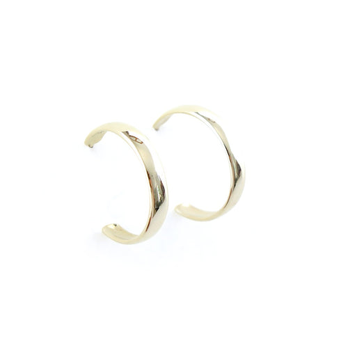 Medium Hoop Earrings in Yellow Gold